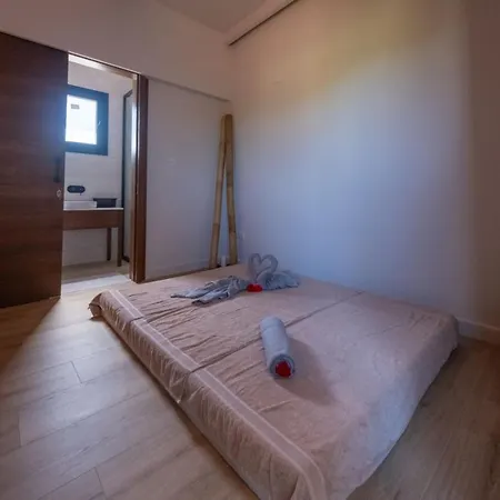 150 M To Beach In Yeni Iskele Апартаменты