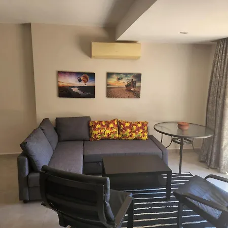 Apartmán 150 M To Beach In Yeni Iskele *